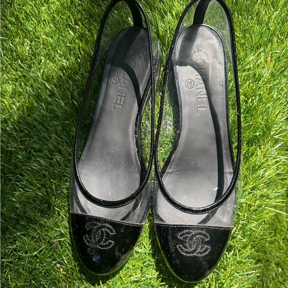 CHANEL Black Patent Leather Clear Ballet Flats